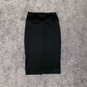 NWOT Black Skirt M